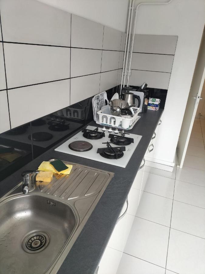 Joli Appartement Proche Metro Λυών Εξωτερικό φωτογραφία
